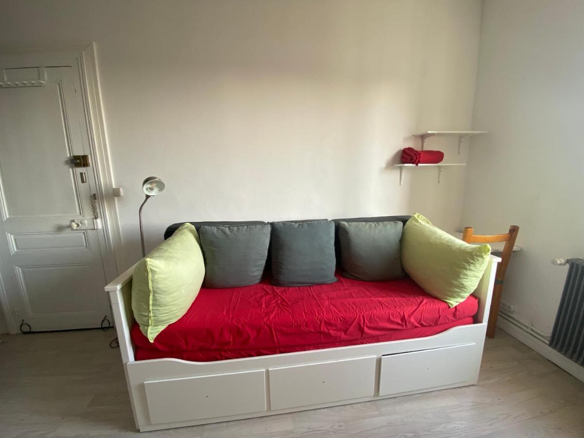 Petit Studio Confortable Pour Deux Personnes - 037 Rouen Esterno foto